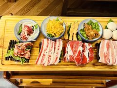 -明洞阿姨·韩式酱蟹烤肉·创意料理(三元桥店)