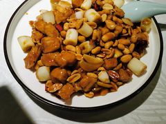 宫爆鸡丁-雲蜀龙阁·金牌水煮鱼(方庄店)