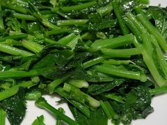 清炒板蓝根青菜-一坐一忘云南菜(北京skp店)