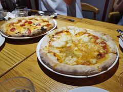 玛格丽塔基本披萨-La Tavernetta(Bar à Vin)(乌鲁木齐路店)