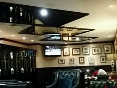 -上海锦江汤臣洲际大酒店柒酒廊