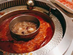 菌香鸳鸯锅-晓宇重庆火锅(赛格国际购物中心店)
