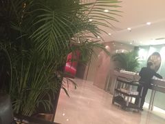 -上海龙之梦万丽酒店