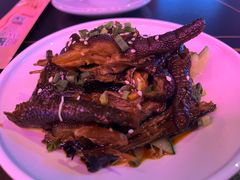 -粉墨特色菜·烧烤音乐酒馆
