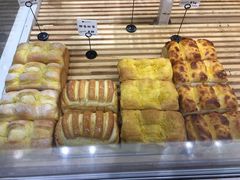-焙丽拾光(麦凯乐直营店)