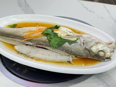 -丹水桥地锅鱼·翘嘴鲌·地方特色全鱼宴(丹江口大坝店)