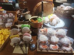 -瑞虹新天地月亮湾