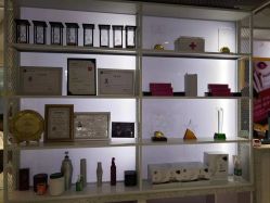 -PE SALON