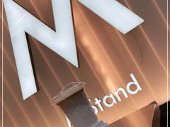 -M Stand(上海人民广场来福士店)