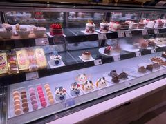 -巴黎贝甜(大宁国际商业广场店)