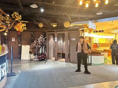 -暴风岛沉浸式体验馆(百联世纪店)