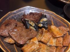 -山川小町·极番烧肉(新地假日广场店)