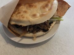 -烤鸭肉夹馍鸭汤店