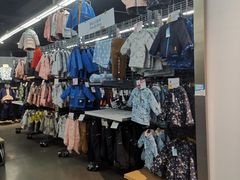 -迪卡侬(西三旗店)