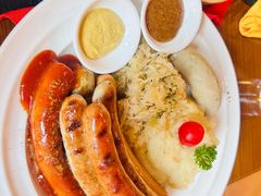 德式香肠拼盘-申德勒加油站西餐厅Schindlers Tankstelle(上海外滩店)