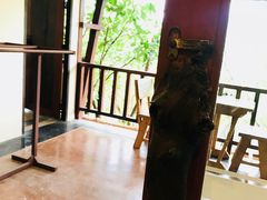 -绿光森林餐厅