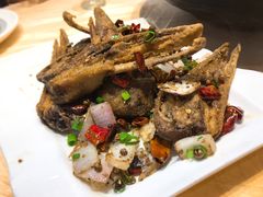 香酥鸭头-怪怪龙虾·澳洲蓝龙王·深夜食堂(惊驾路店)