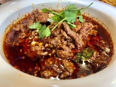 十二道锋味水煮牛肉-盛世盐帮·自贡特色(总店)