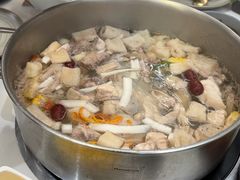 -喃喃椰·糟粕醋·椰子鸡火锅(七堡花园店)