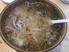 -桥香园云南过桥米线(金马碧鸡店)