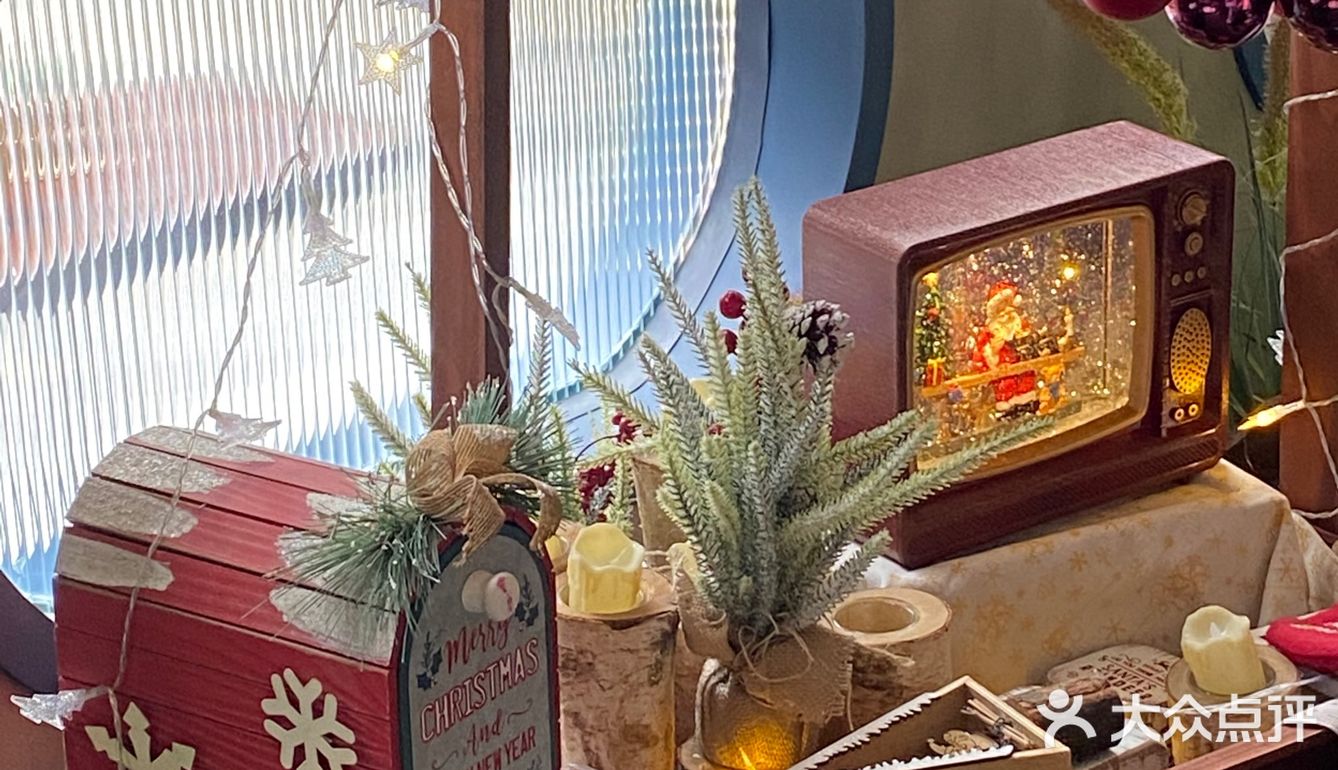 东莞探店｜圣诞节必去的咖啡店🎄氛围感超足