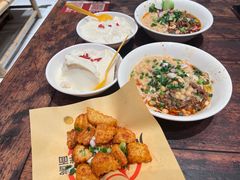 -周小波重庆小面·重庆名小吃(邹容路店)