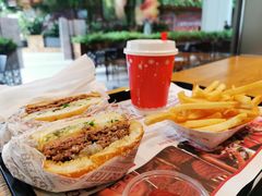 -The Habit Burger Grill 哈比特汉堡(爱琴海店)