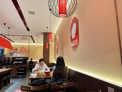 -顺溜·手工刀削面·黑金店(铜锣湾店)