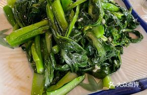 Garlic Stir-Fried Bok Choy