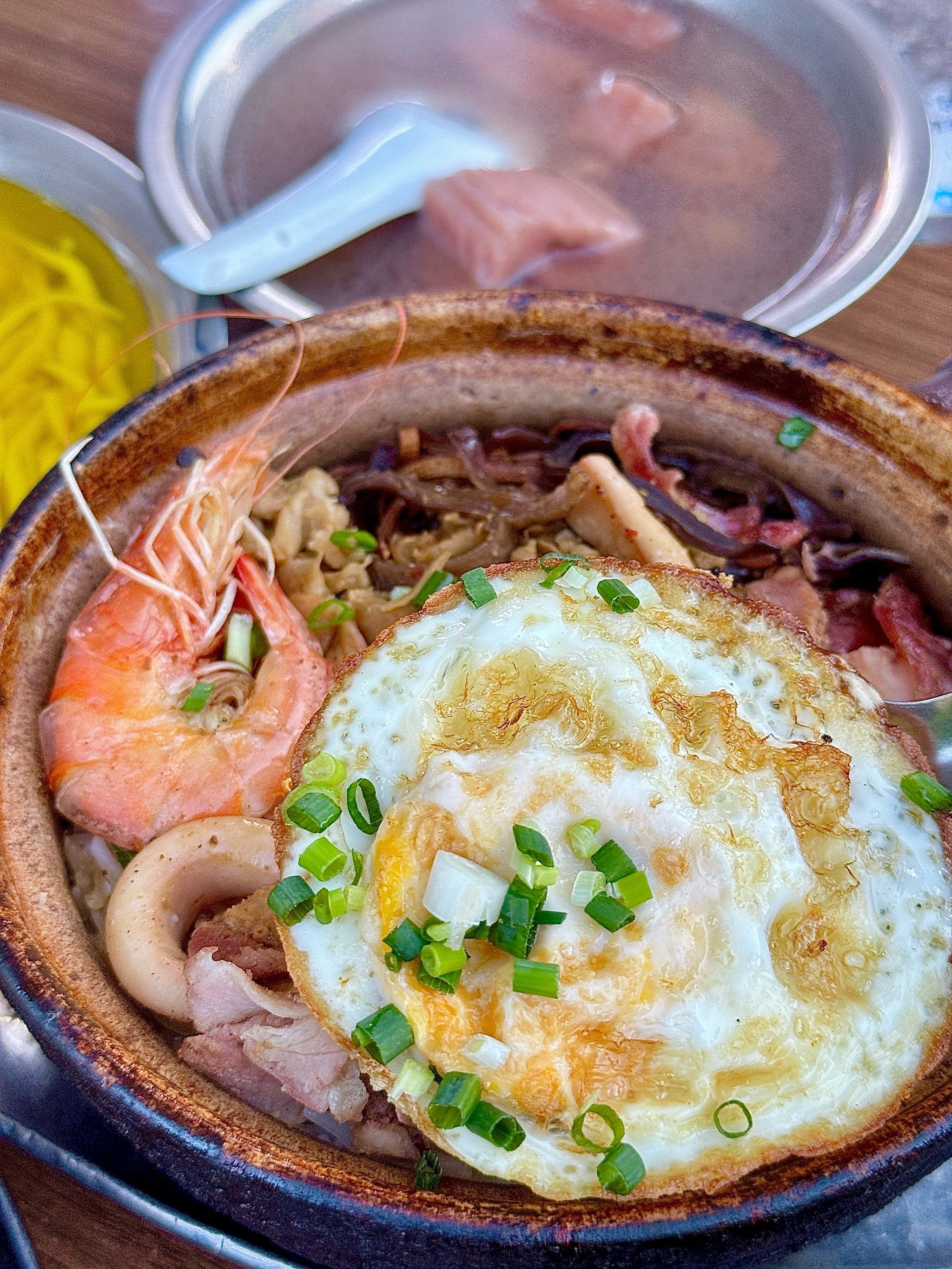 在南宁……他家的瓦煲饭就是top1!