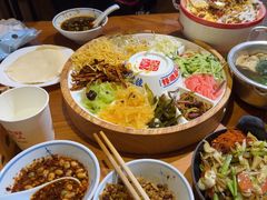 -怪噜范·老贵阳街头名小吃(鸿通城店)