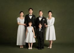 -至臻微拉婚纱摄影