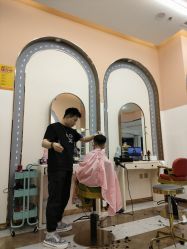 -爆米花儿童美发乐园(长白万象汇店)
