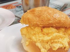 炒蛋菠萝包-华星冰室(湾仔店)