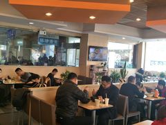 大堂-李先生牛肉面大王(东营友谊广场店)