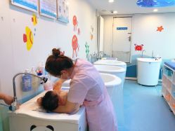 -马博士婴幼儿游泳馆(广安门旗舰店)