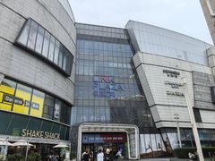 -上海七宝领展广场