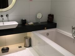 -北京希尔顿逸林酒店