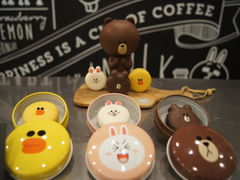 -LINE FRIENDS Garosu-gil Flagship Store