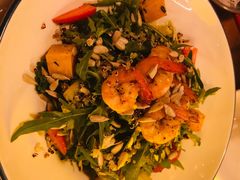 亚麻籽藜麦大虾沙拉-COMMUNE幻师(上邦百汇城店)