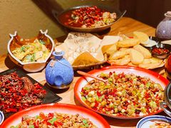 -泥糊破店小酒馆·团建聚餐(南京西路店)