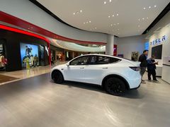 -TESLA 特斯拉(广州天环广场体验店)