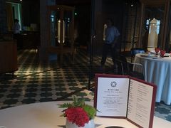 等位区-三号黄浦会Canton Table