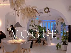 -春树下·树屋花房西餐厅(罍街AS1980店)