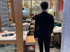 -三人行骨头王火锅(长寿店)