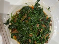 -吴越荣记苏州菜·松鼠桂鱼100%活鱼现做(斜塘老街店)