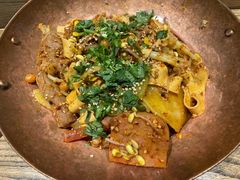 -成都你六姐·牛肉冒菜(上海环宇荟店)