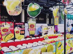 -周日夜市