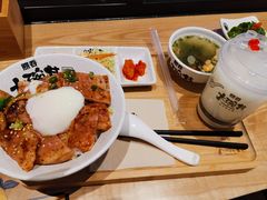 -熊吞·大碗丼烧肉饭(西市场嘉华店)
