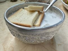 -啰啰冰屋(景洪总店)